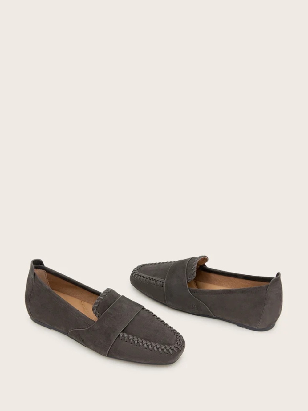 Kenneth Cole GENTLE SOULS - SANDRA SUEDE BRAID DETAIL LOAFER